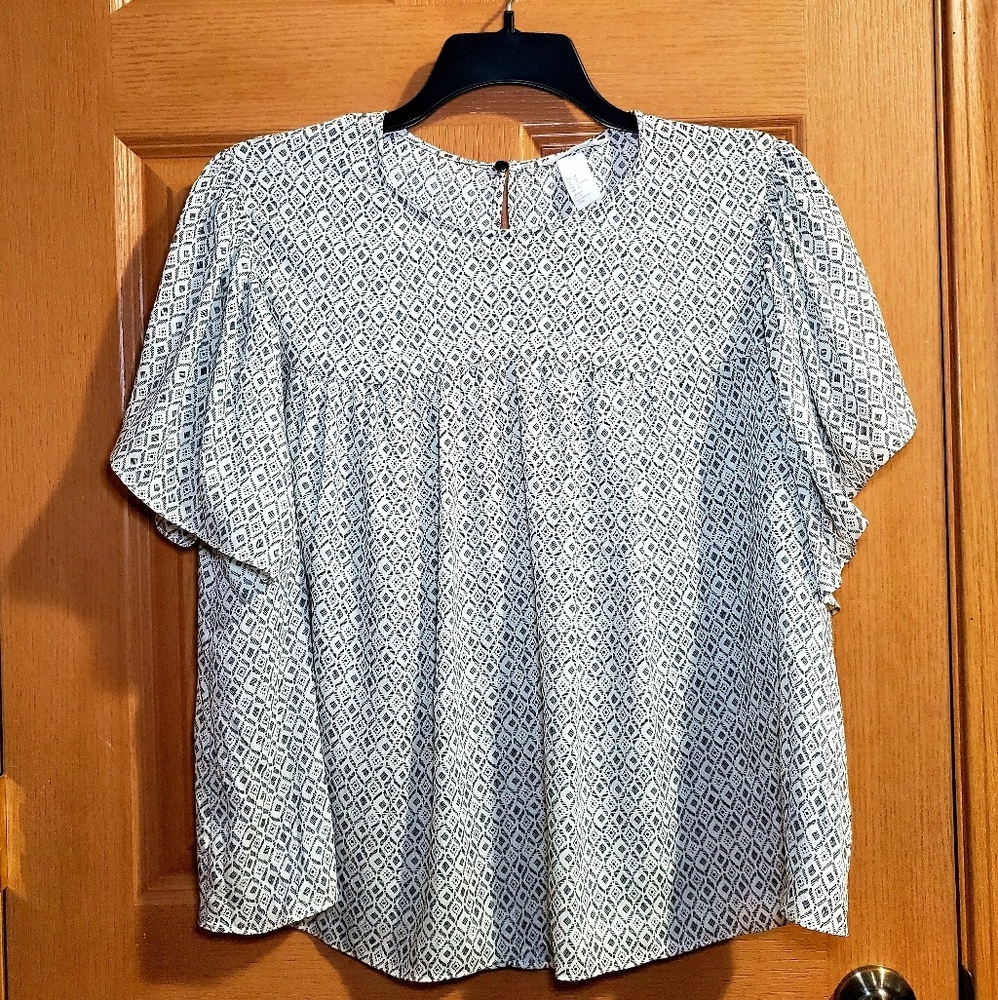 • H&M • Top